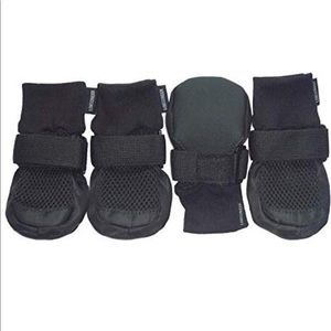 NWT Dog Boots XL “Lonsuneer”